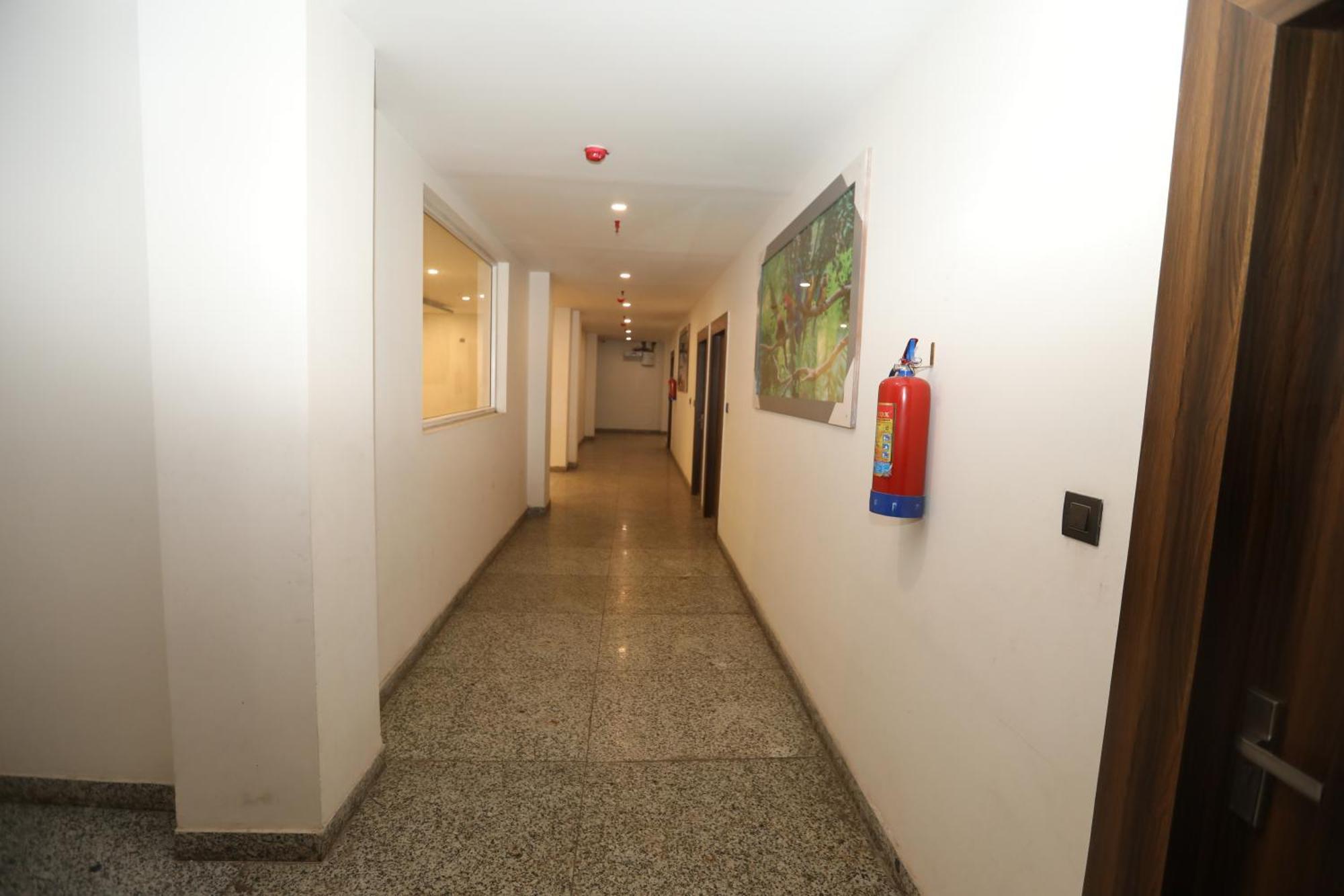 Hotel Noida Grand Sec 58 Eksteriør billede