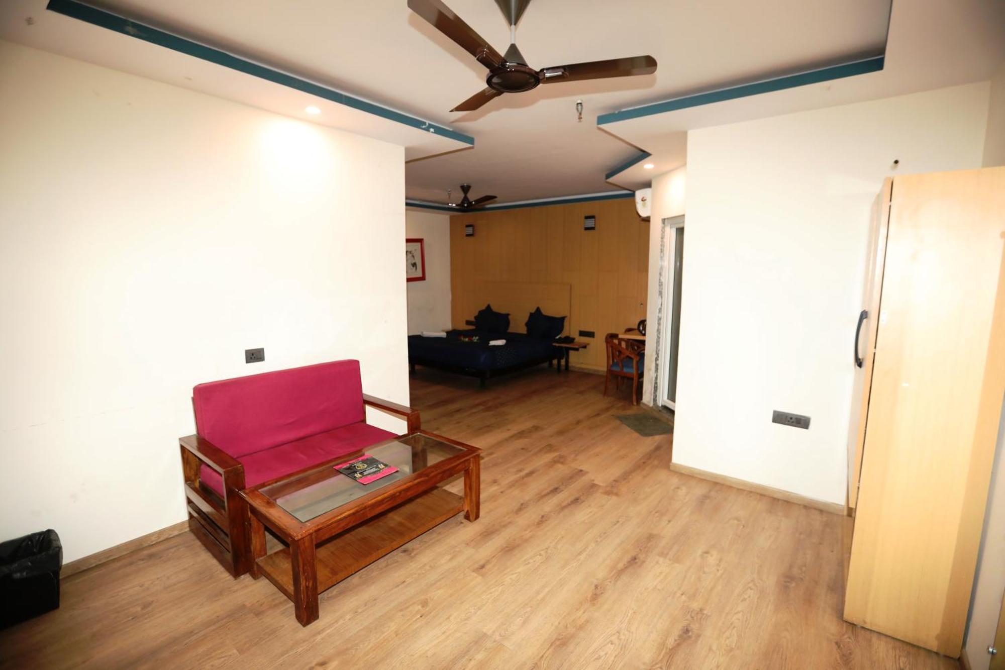 Hotel Noida Grand Sec 58 Eksteriør billede