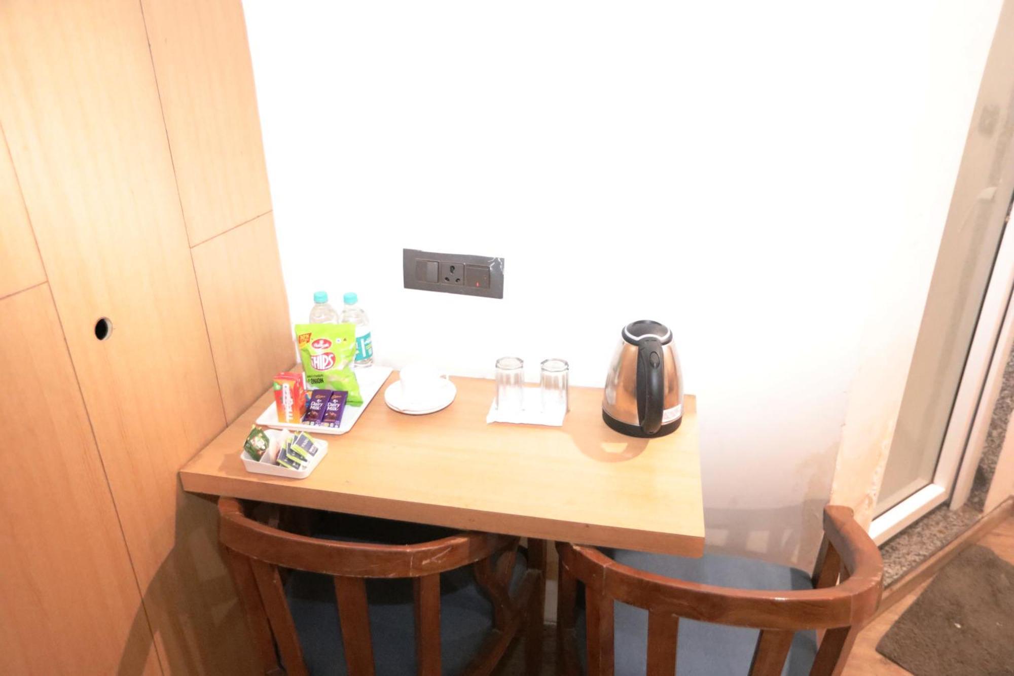 Hotel Noida Grand Sec 58 Eksteriør billede